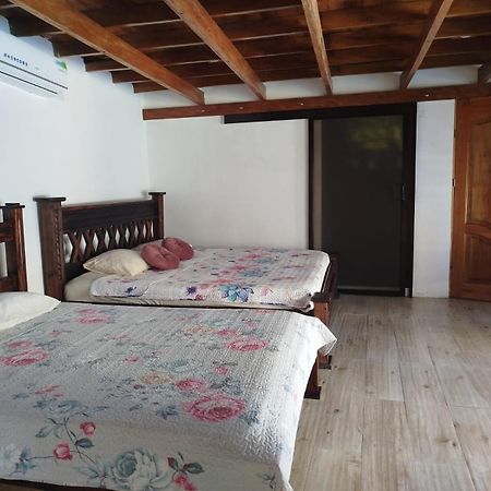 Hotel Liah'S Tortuguero Luaran gambar