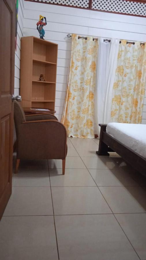 Hotel Liah'S Tortuguero Luaran gambar