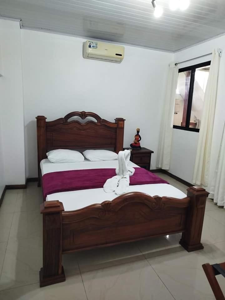 Hotel Liah'S Tortuguero Luaran gambar